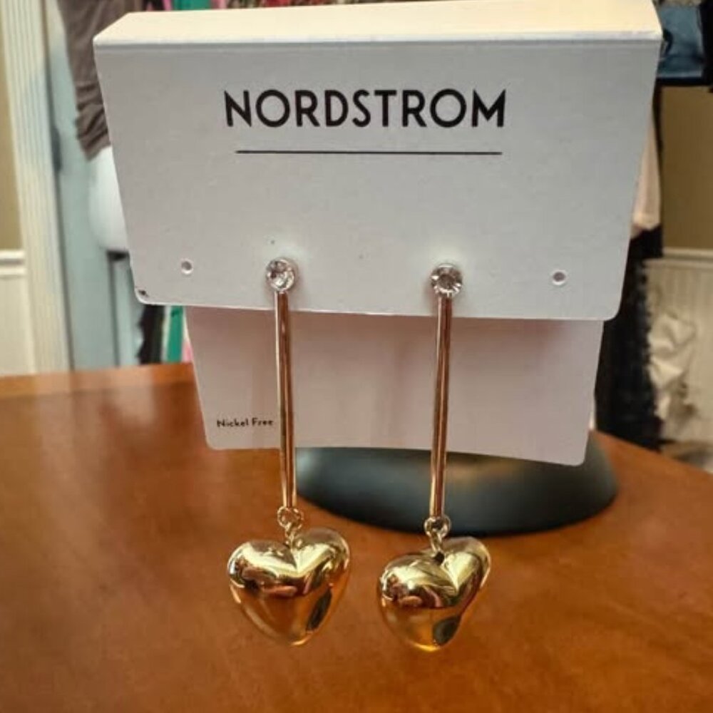 NWT Nordstrom Gold Crystal Stud Heart Dangle Earrings